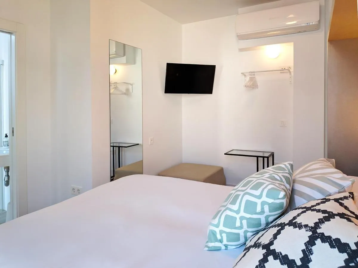 Broz Hostel Granada